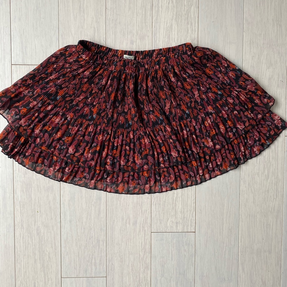 Ecote pleated crepe red mini skirt small